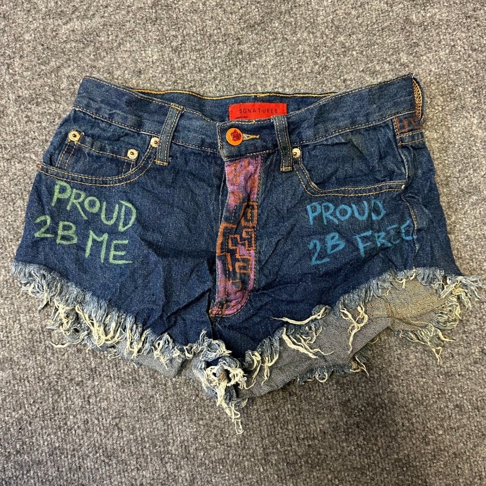 Signature8 Denim Shorts Womens Size S Blue Graphic Raw Hem Rainbow Cutoffs Pride